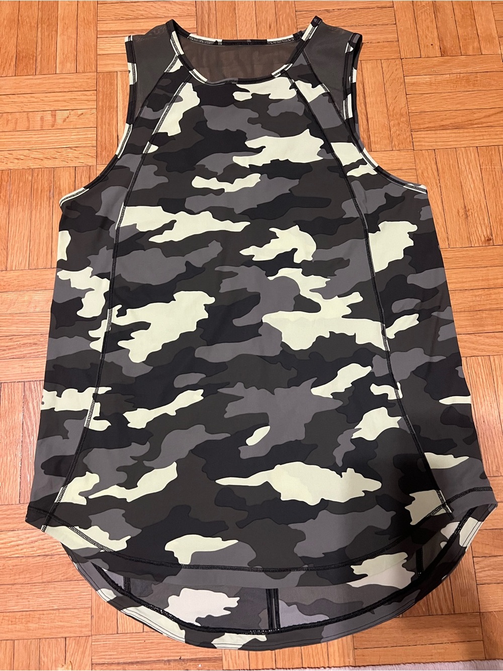 Lululemon sculpt tank